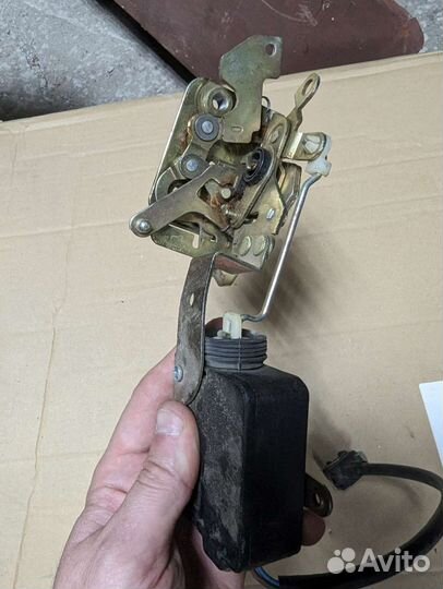Стеклоподъёмник газ 31105 новый