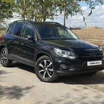 Volkswagen Tiguan 2.0 AT, 2012, 261 000 км, с пробегом, цена 1 395 000 руб.