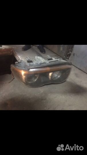 Фара правая