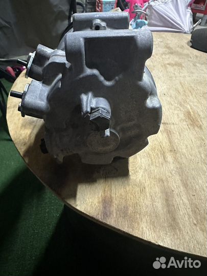Компрессор кондиционера Тойота камри 70