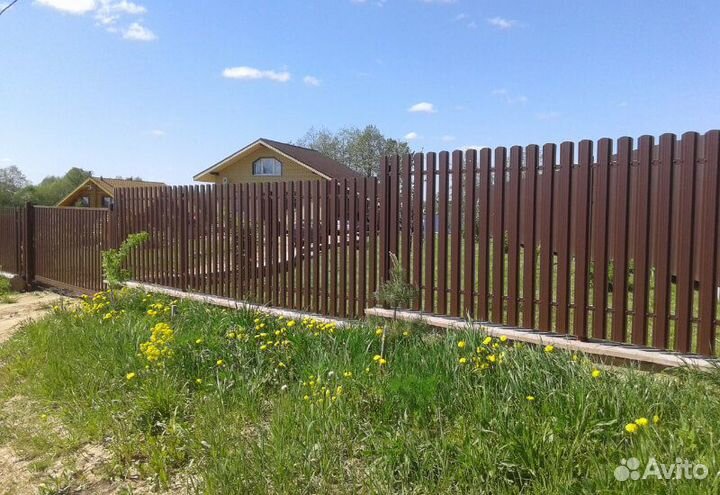 Заборы из евроштакетника под ключ