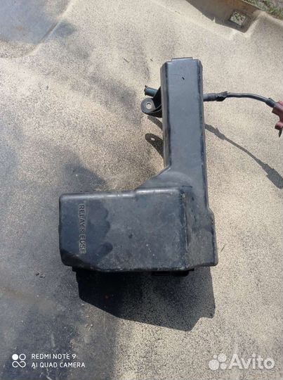 Блок предохранителей Toyota Crown 2004 GRS182