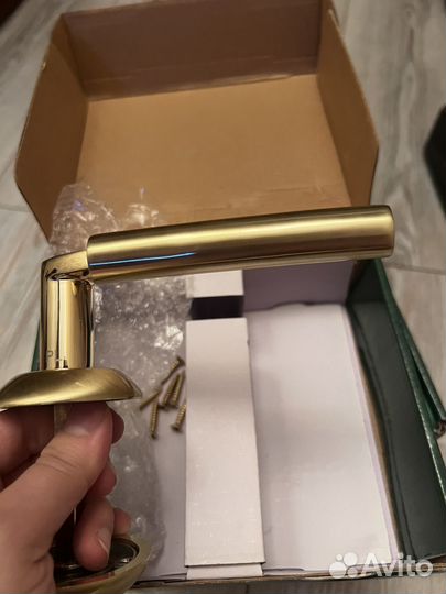 Дверные ручки