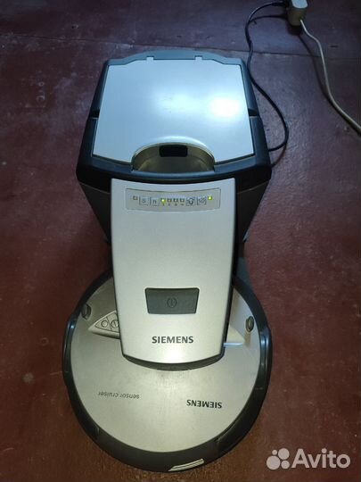 Робот пылесос siemens VSR8000