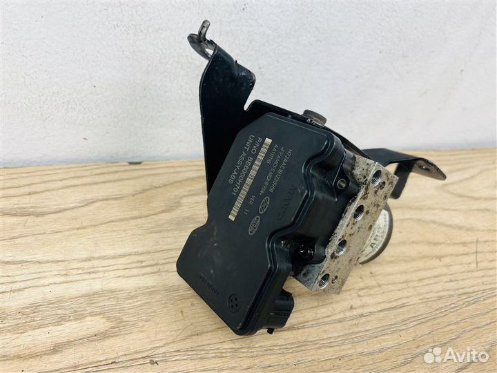 Блок abs Hyundai Solaris 1 2010-2014