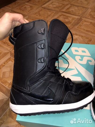 Сноубордические ботинки nike