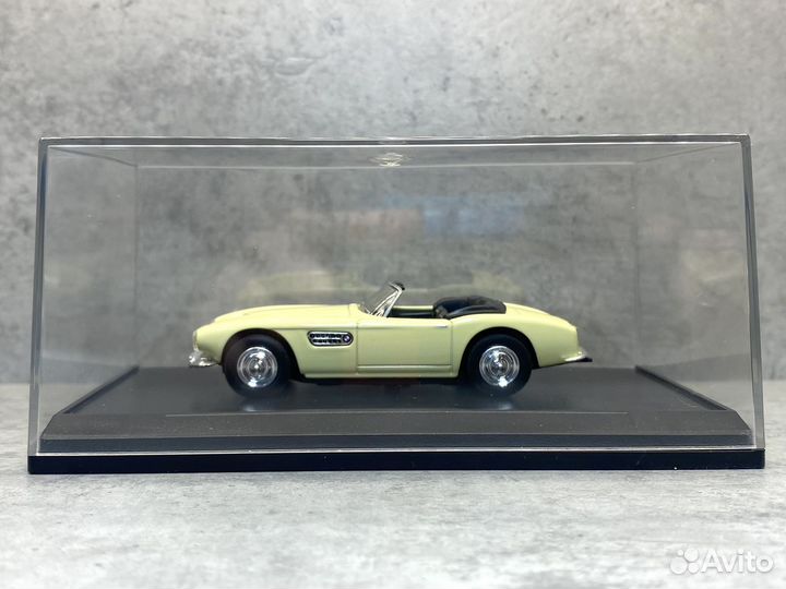 Коллекционная модель BMW 507 roadster 1:43 Amercom