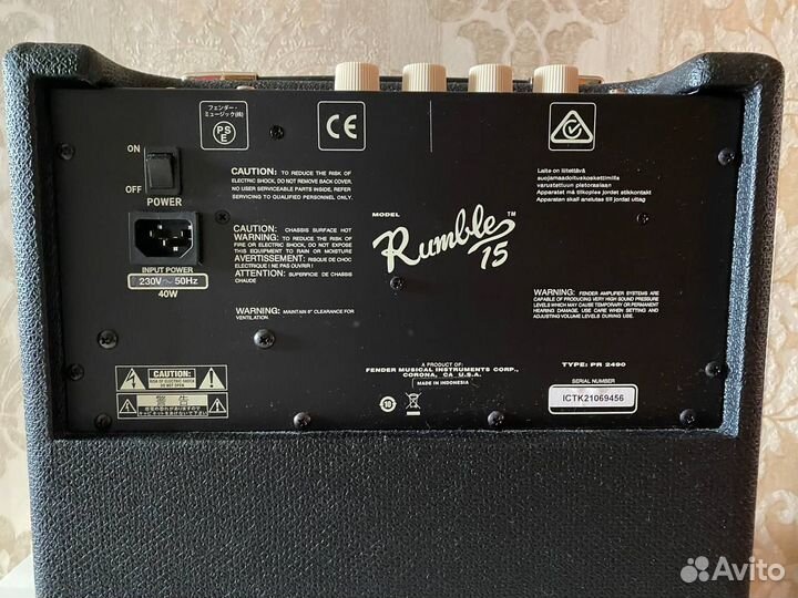 Басовый комбоусилитель fender rumble 15 combo