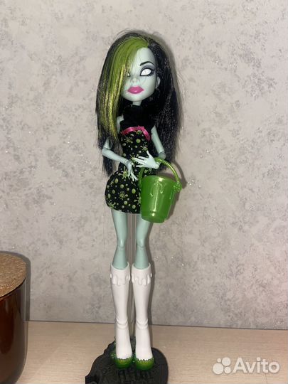 Кукла Монстер Хай Скара Скримс