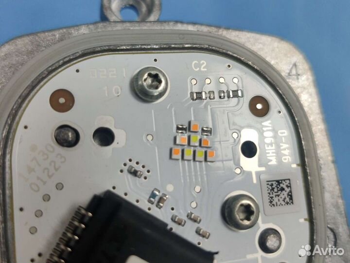 Блок поворота левой фары Mercedes W223 S223