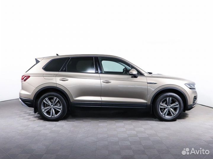 Volkswagen Touareg 3.0 AT, 2018, 56 990 км