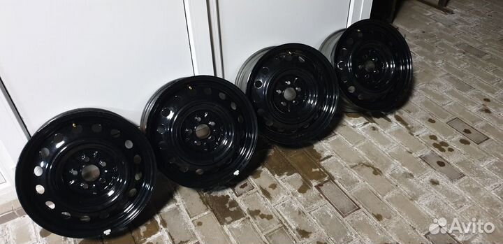 Стальные диски r16