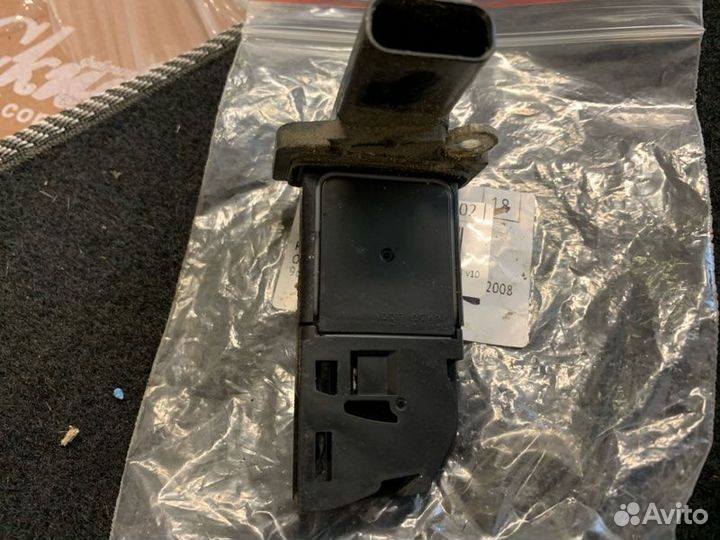 Расходомер воздуха (массметр) Ford C-Max 2003-2010