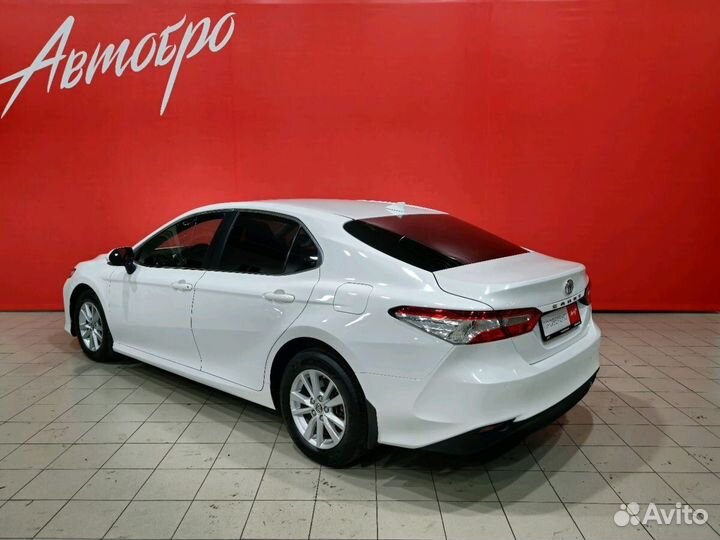 Toyota Camry, 2018