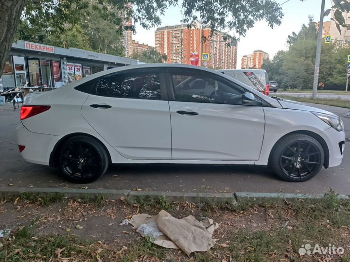 Hyundai Solaris 1.6 AT, 2016, 292 000 км