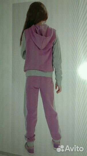 Костюм спортивный