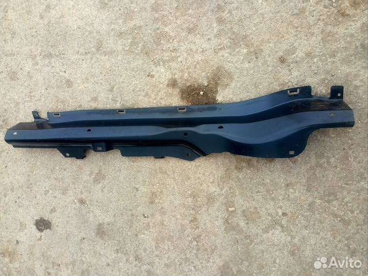 Кожух задний правый Peugeot Partner Tepee