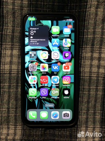 Телефон iPhone X 64gb