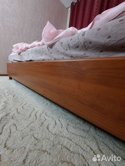 Спальный гарнитур бу