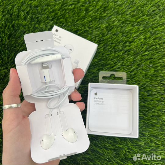 Наушники Apple EarPods Lightning проводные