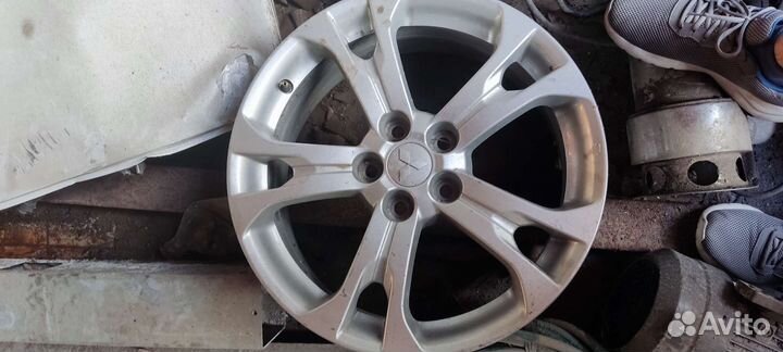 Диски mitsubishi outlander r18