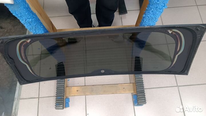Заднее стекло на mitsubishi outlander 3 рестайлинг