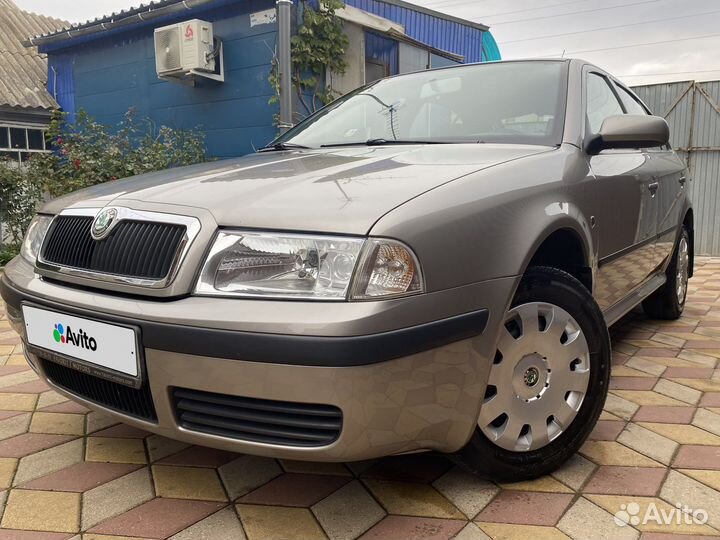 Skoda Octavia 1.6 МТ, 2008, 35 500 км