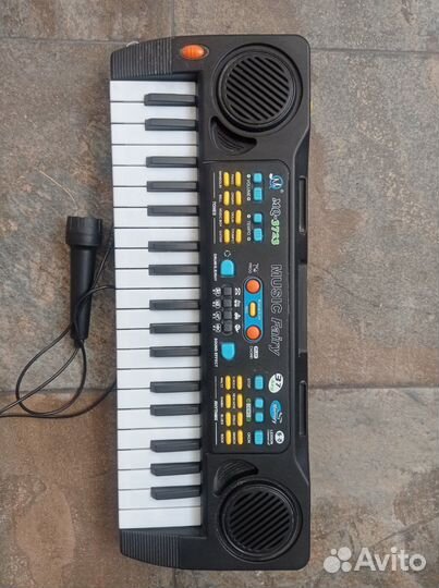 Игрушечное пианино