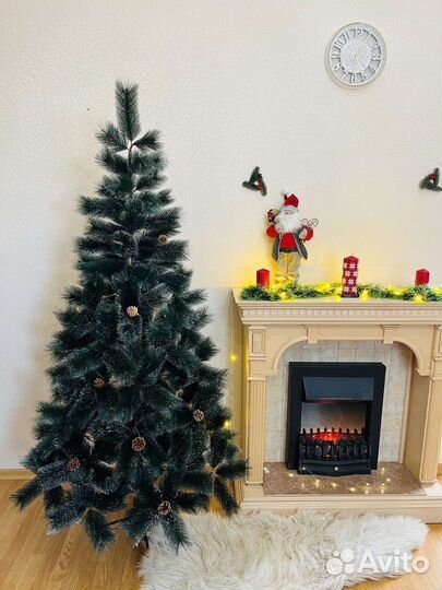 Искусственная елка 
