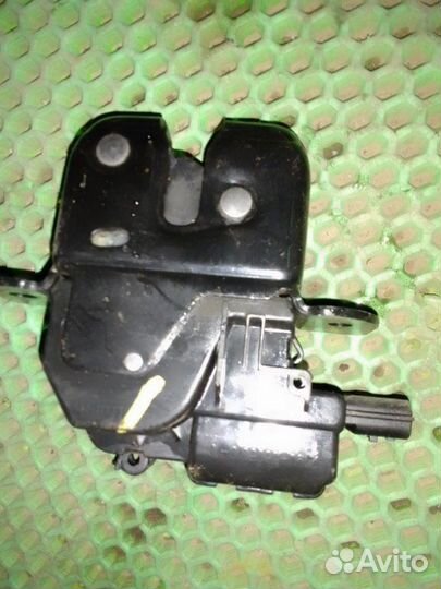 Замок багажника LADA Vesta 21179 2018