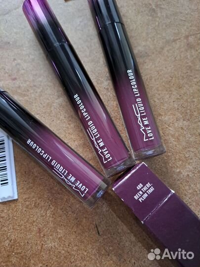 Жидкая помада для губ 488. Mac Mac