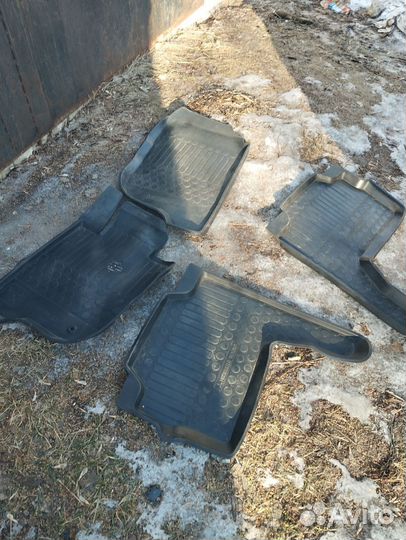 Коврики в автомобиль