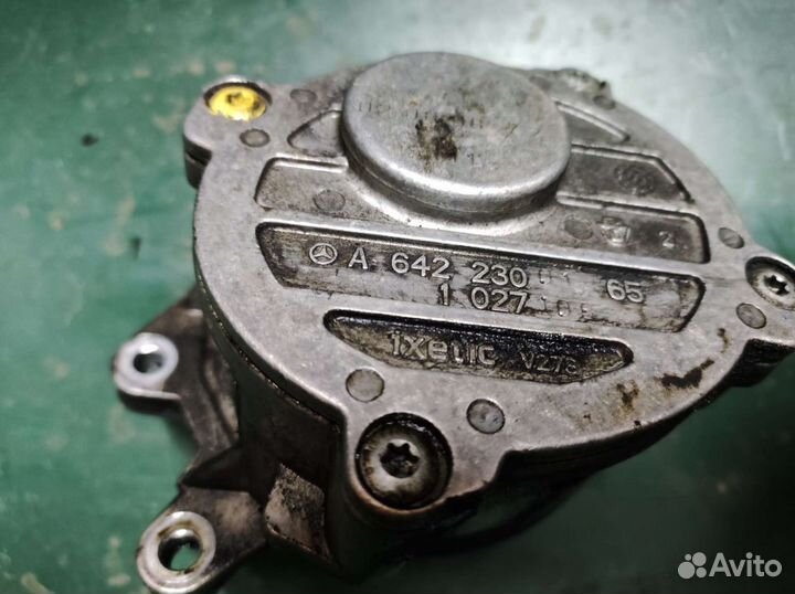 Вакуумный насос om 642 Mercedes 221 ML164 GL164