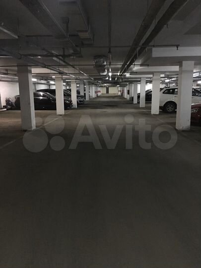 Машиноместо, 16 м²