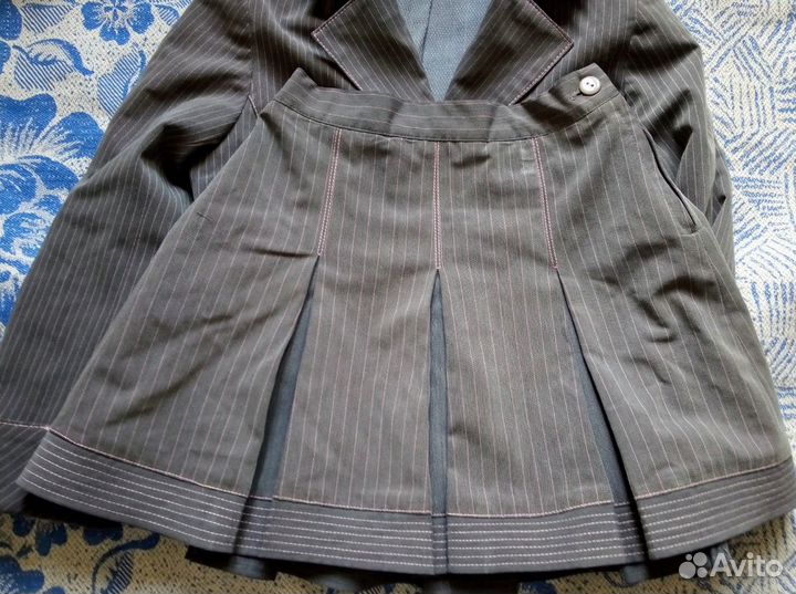 Школьный костюм 8-9 лет