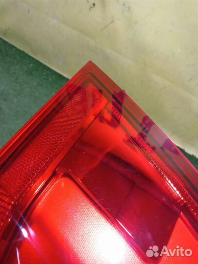 Фонарь задний наружный левый Volvo V90 2016
