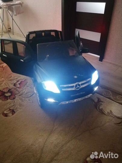 Детский электромобиль mercedes benz