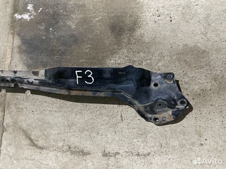 Растяжка Распорка стоек 3 Ford Focus 3 iqdb 2014