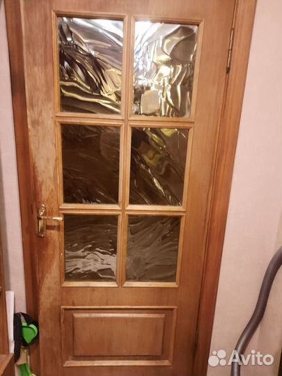 Дверь деревянная