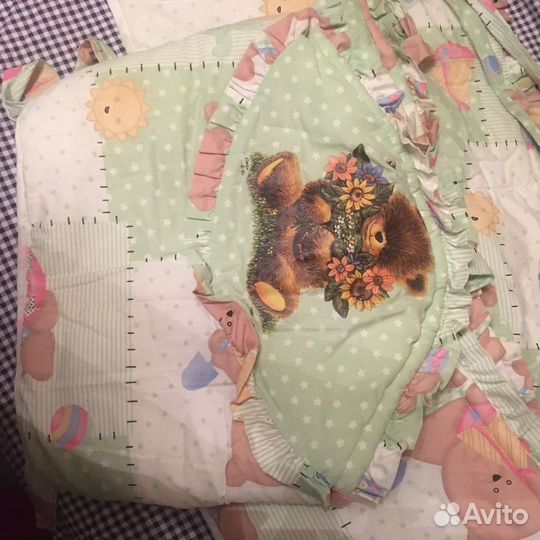 Бортики в кроватку