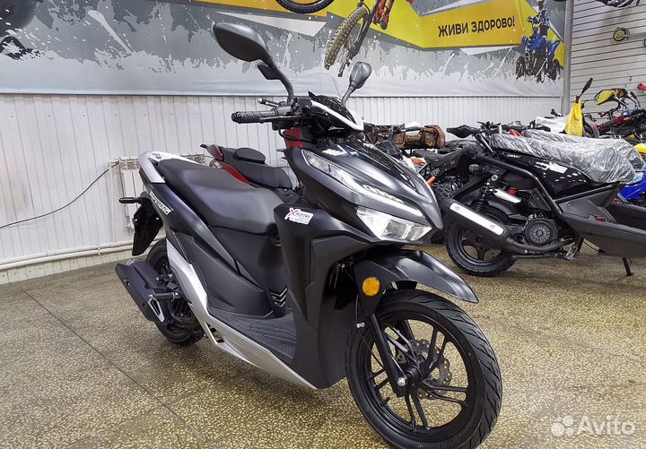 Максискутер honda click 200 replica