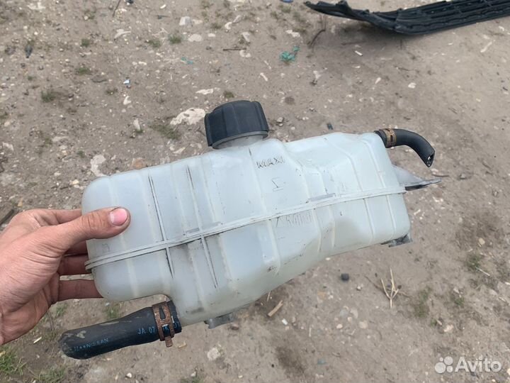 Расширительный бачок mitsubishi pajero sport