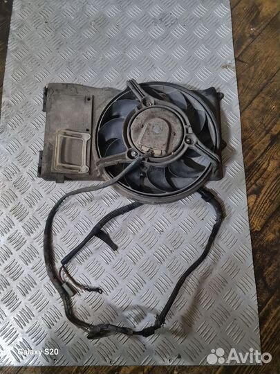 Вентилятор радиатора Audi 100 A6 C4