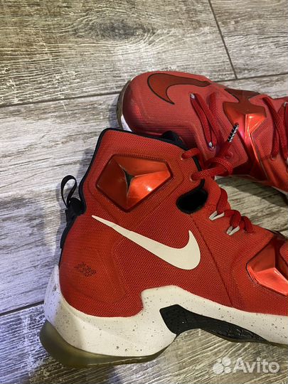 Кроссовки Nike lebron 13 on court