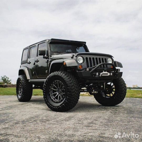 Американские диски Fuel R17 5x127 Jeep Wrangler