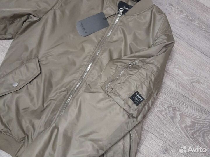 Бомбер Pull&bear