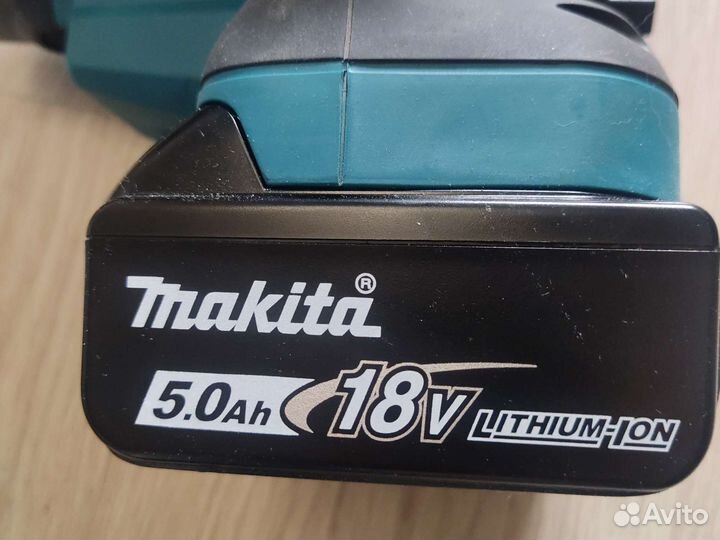 Аккумуляторная пила makita