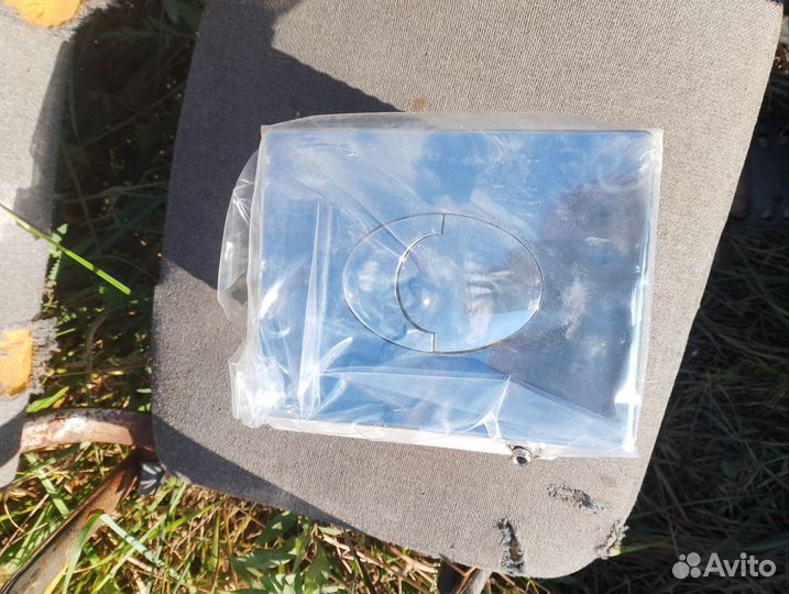 Кнопка для слива унитаза Grohe