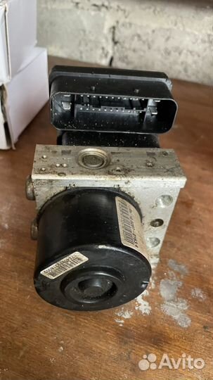 Блок ABS/ASR golf 6 1.4 tsi