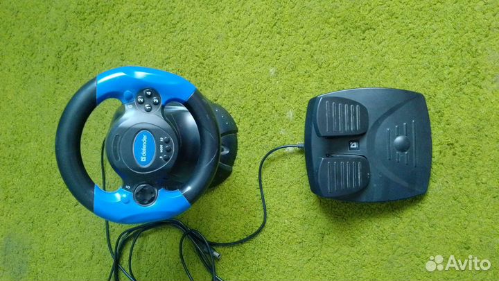 Игровой руль с педалями для пк от defender